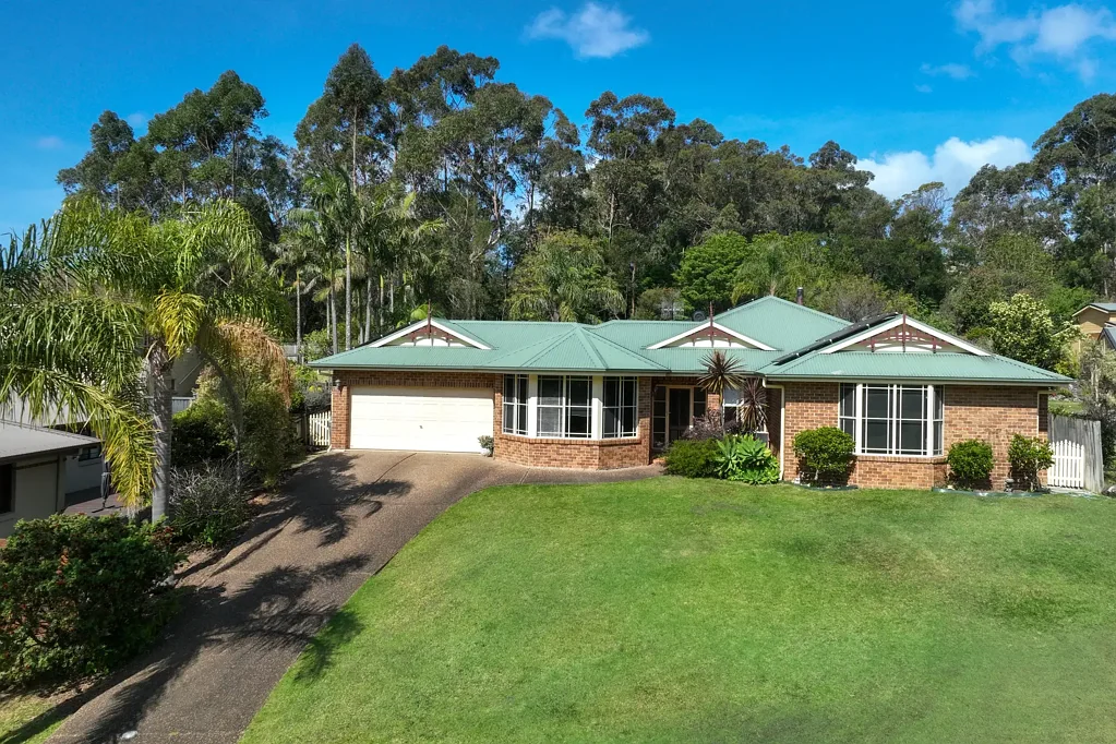Narrawallee 4房  Discover Serenity and Space in Narrawallee
