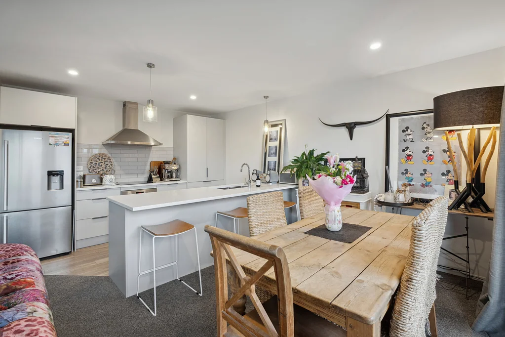 Cromwell 3ਬੈੱਡਰੂਮ Thriving Lifestyle Awaits at 17 Silverstone Drive!