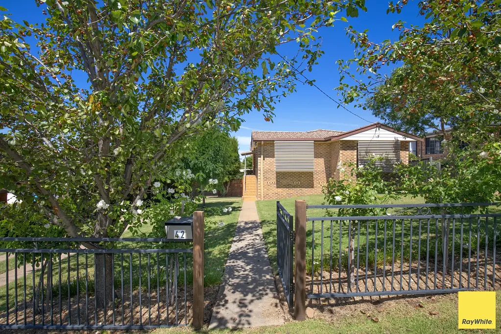 Family Home in Ross Hill Area