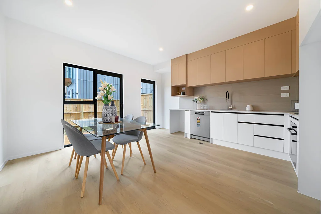 Hobsonville 2Kwarto Under $1m – Brand New