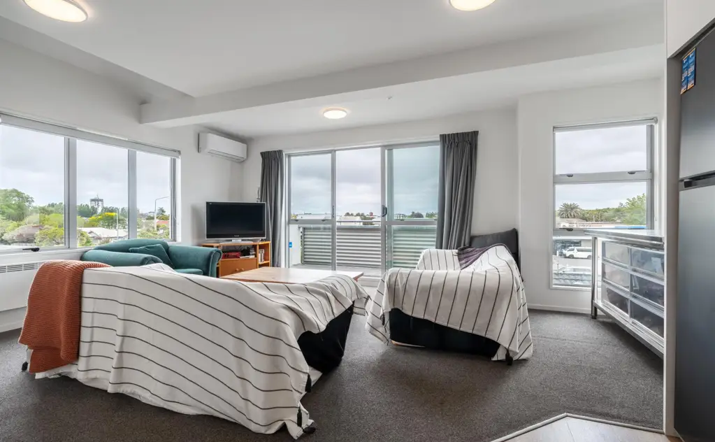 Christchurch Central 4ห้องนอน 4 bed 2 bath!