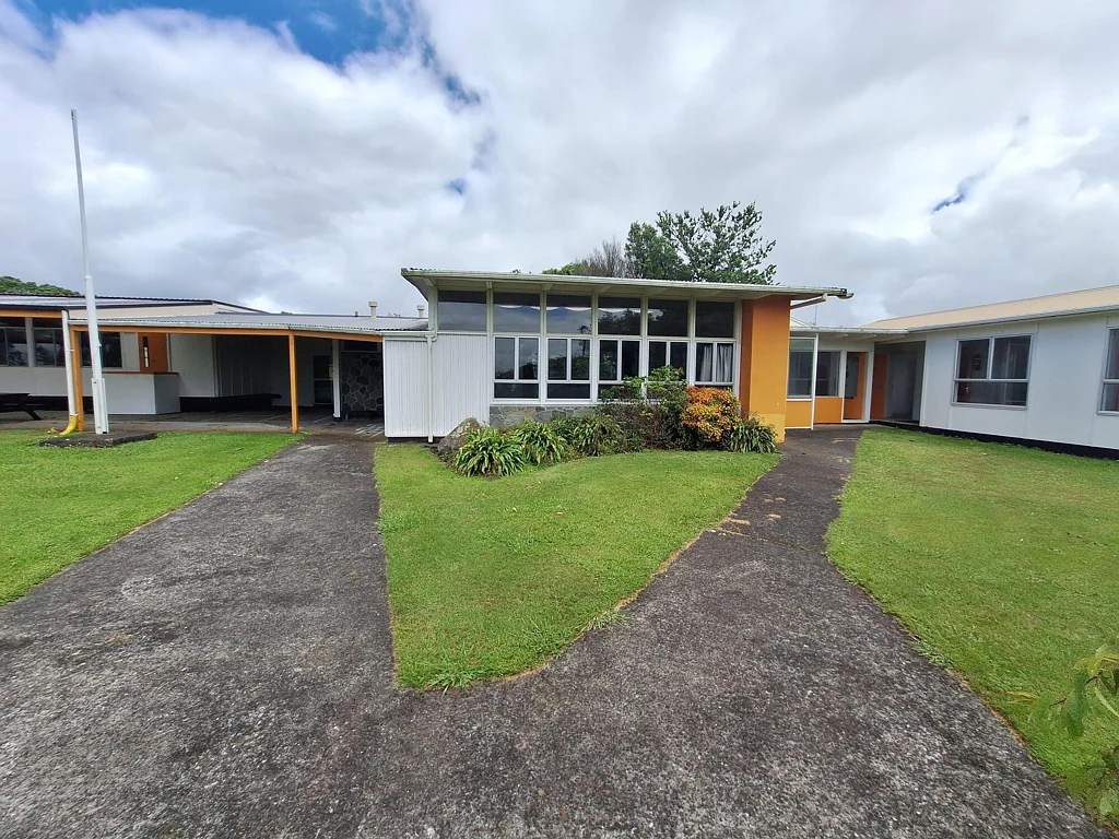 Inglewood Rural offices / classrooms - Something different