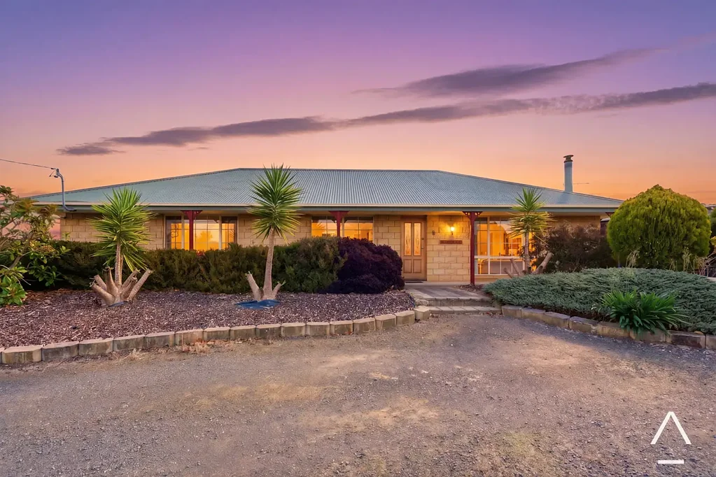Perth 4房  Private, Immaculate & Family-Ready