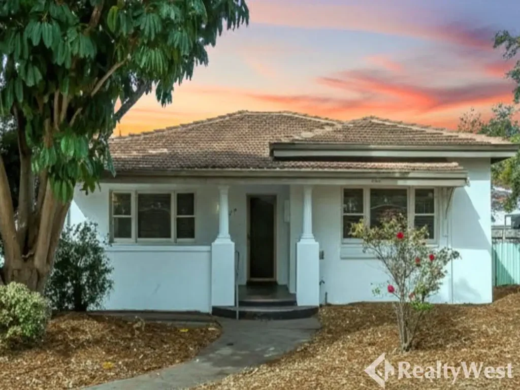 Cloverdale 3Moenga Character, Space & Potential on 667sqm