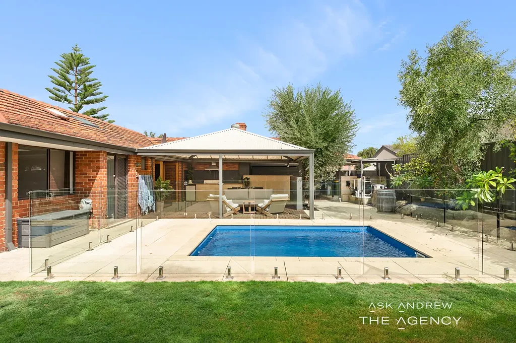 7 Earlston Place, Booragoon, WA 6154