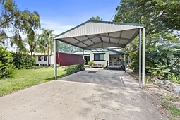 61 King Street, Moura