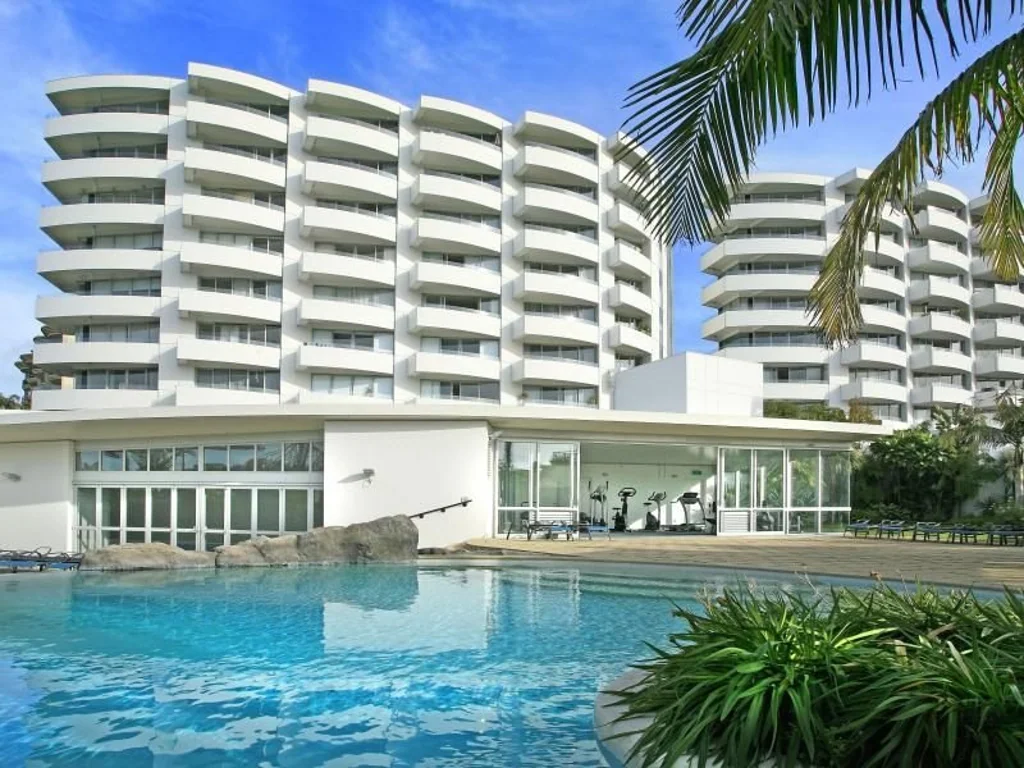 Magnificent Mirage