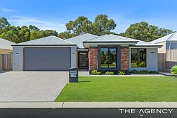 99 Hurlingham Loop, Meadow Springs