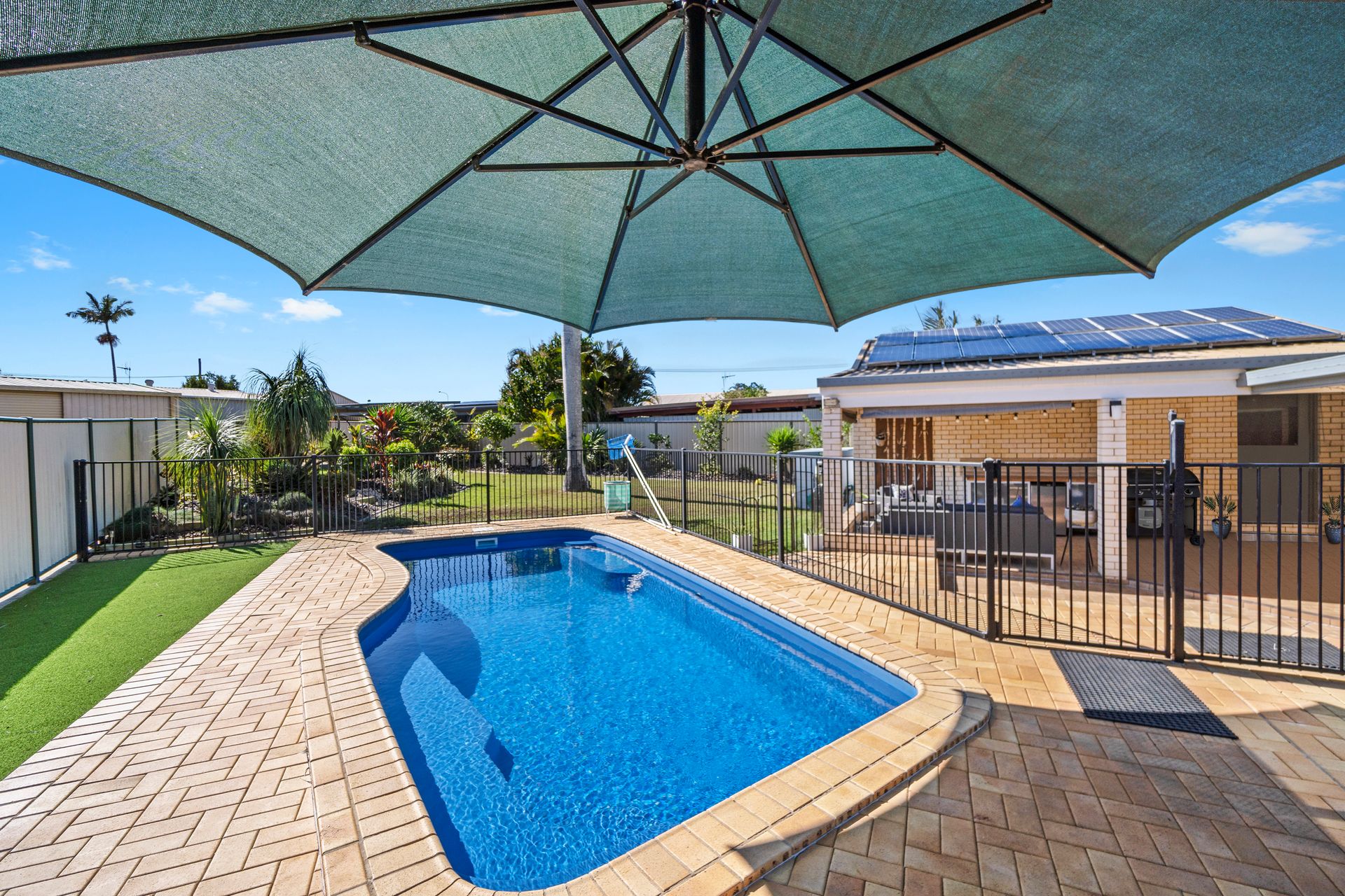 9 SIMPSON CR, BUNDABERG EAST QLD 4670, 0部屋, 0バスルーム, House