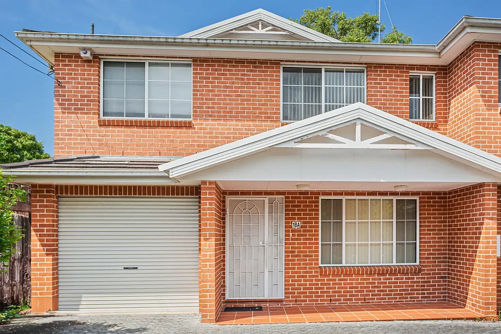 Modern Duplex in Central Location
