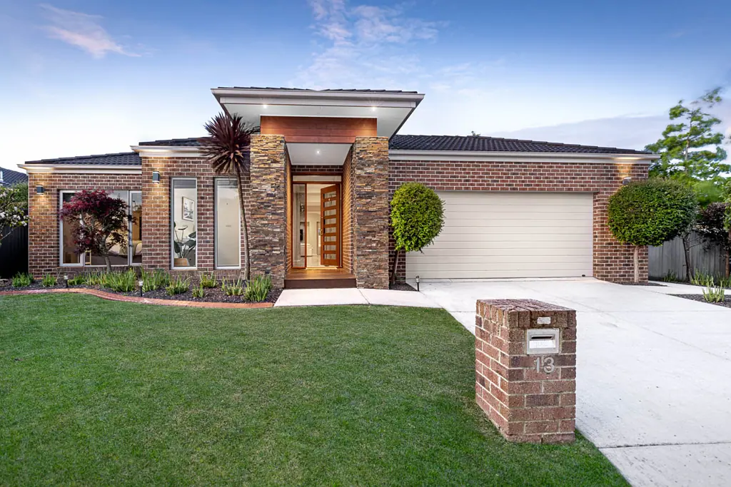 13 Leicester Court, Alfredton, VIC 3350