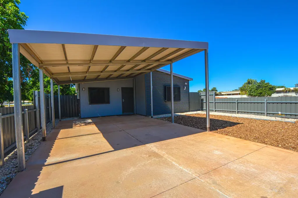 South Hedland 3कमरा STYLISH, BRAND NEW AND READY FOR OCCUPATION