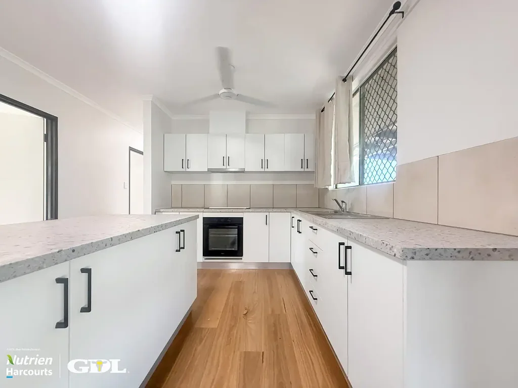 Katherine 2Phòng ngủ Secure Long-Term Lease | Low Maintenance Brick Investment Opportunity