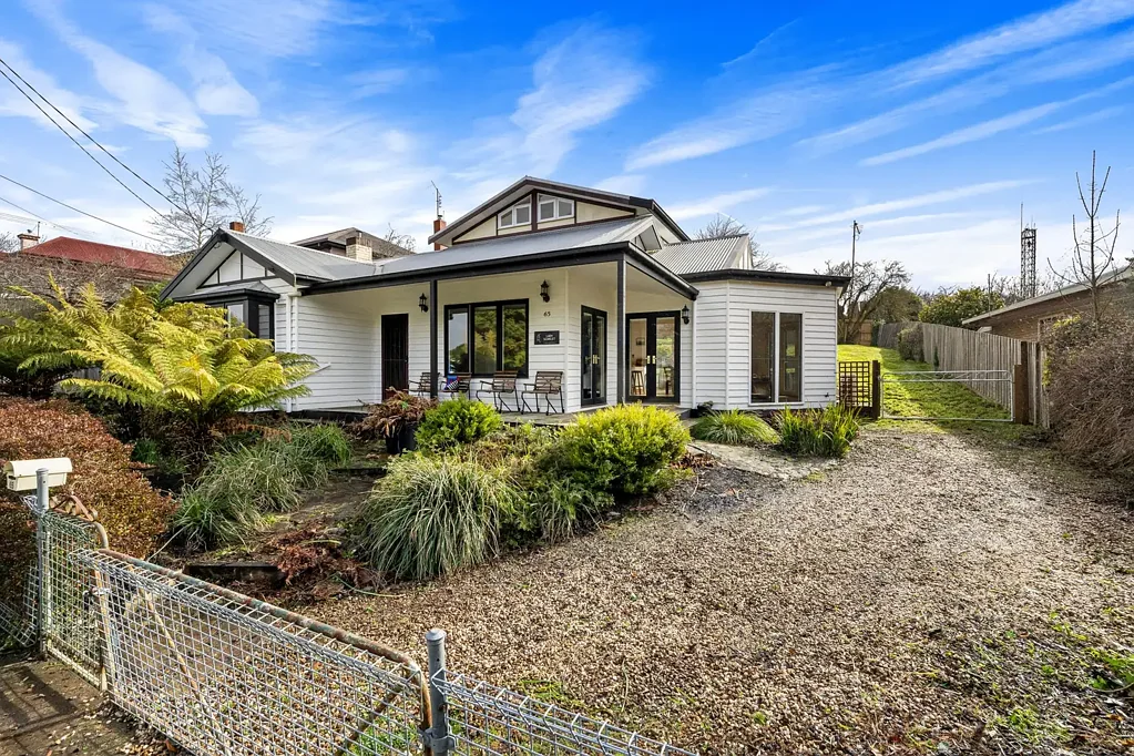 Central 3 bedroom home that ticks all the boxes
