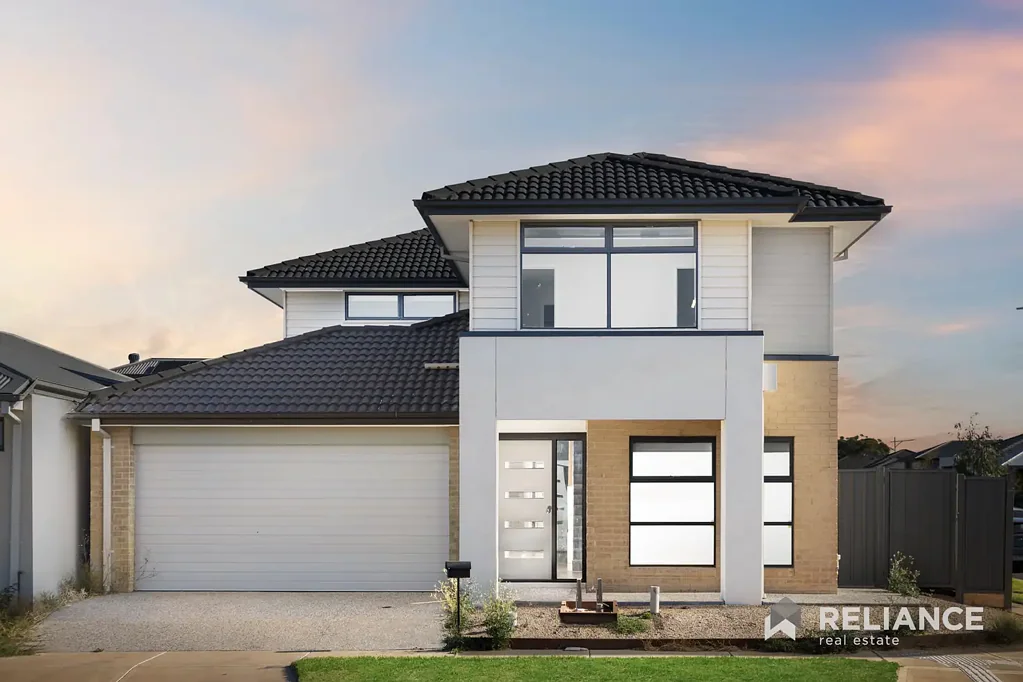 Tarneit 4Kwarto ✨ Welcome to a home that perfectly balances modern elegance with everyday practicality in the highly sought-after Stock