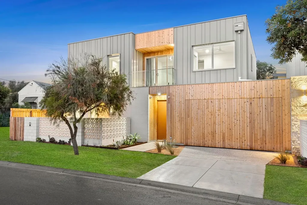 Indented Head 4ਬੈੱਡਰੂਮ Luxury Hideaway, Steps to the Foreshore