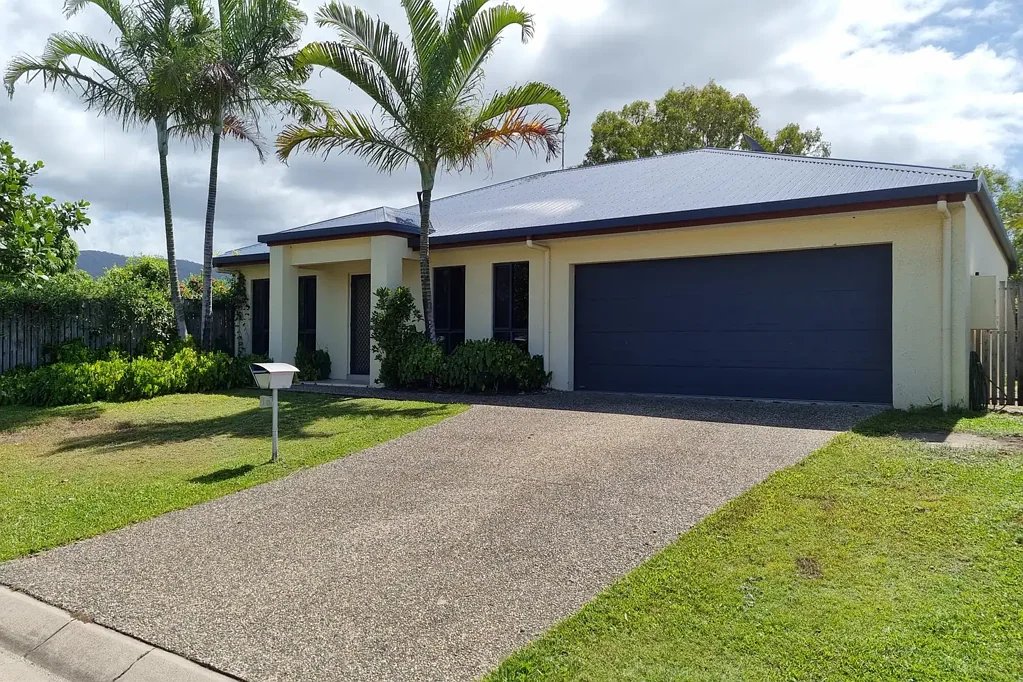 1A Natica Close, Trinity Beach, QLD 4879, 3 Bedrooms, 2 Bathrooms, Apartment