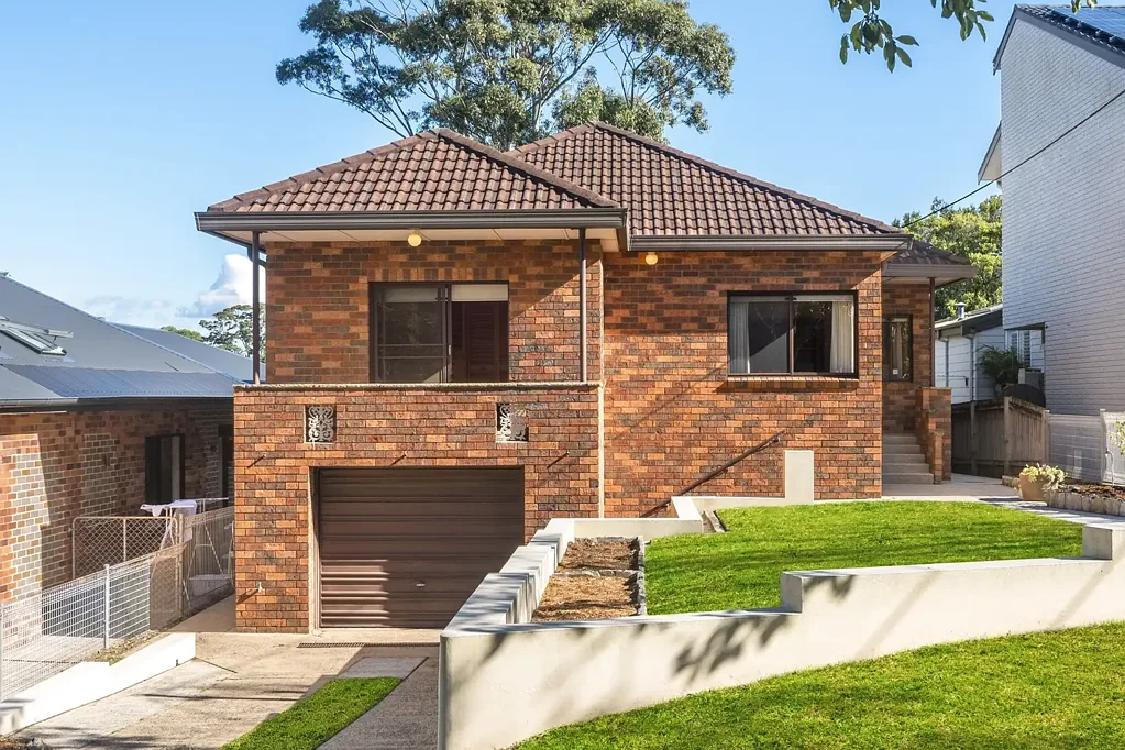 North Balgowlah 3침실 Retro charm, timeless family appeal and endless potential