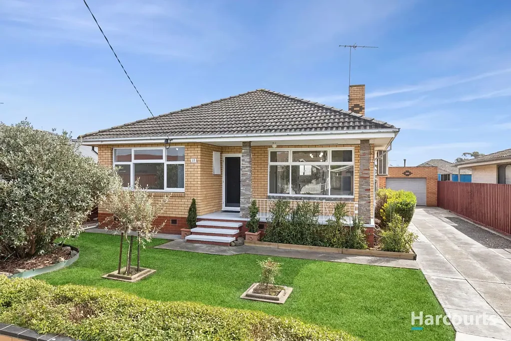 Bell Park 3房  Renovated Comfort, Generous Land & Future Potential