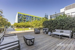 911/8 Tassels Place, Innaloo