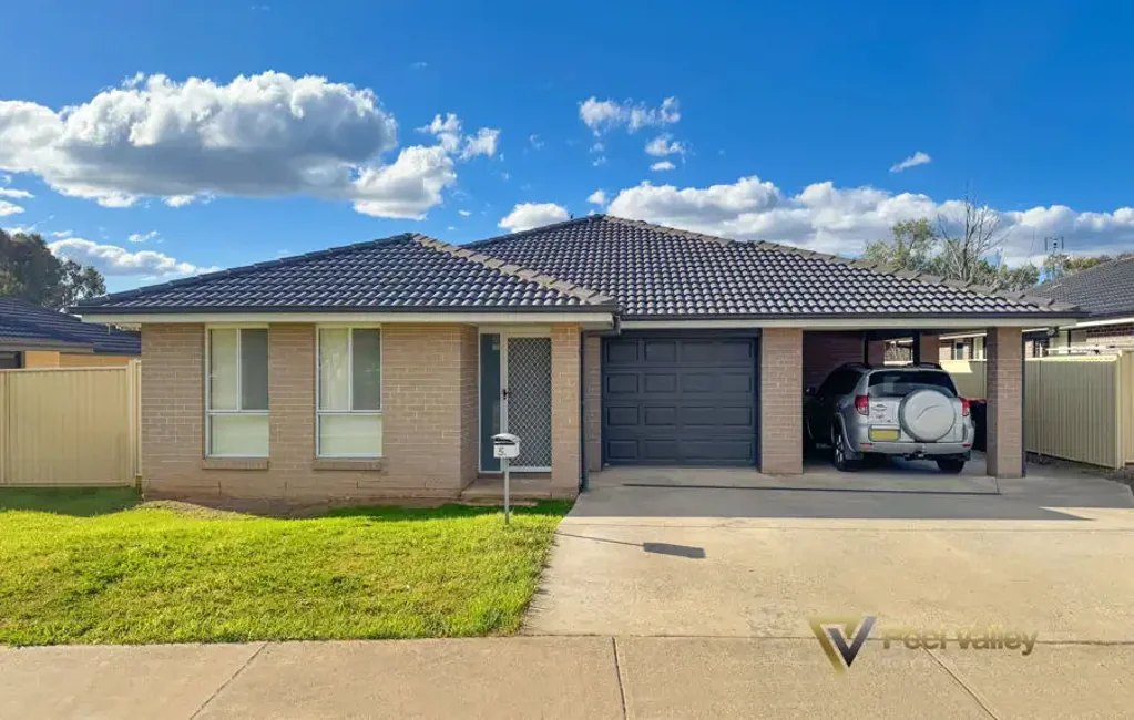 Tamworth 5 Slaapkamer Dual-Income Investment Opportunity!!