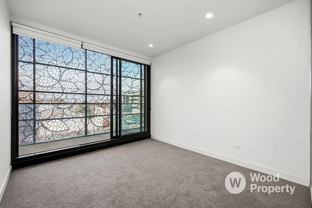 Light-Filled, Private & Perfectly Positioned