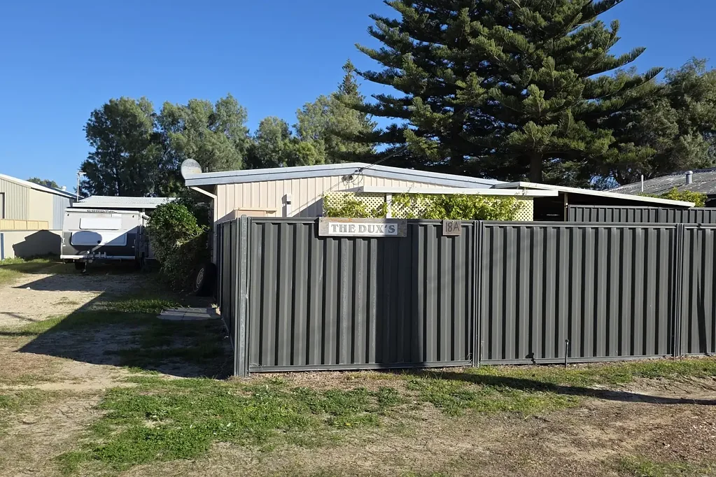 Lancelin 3Moenga Coastal Comfort, Convenience & Lifestyle