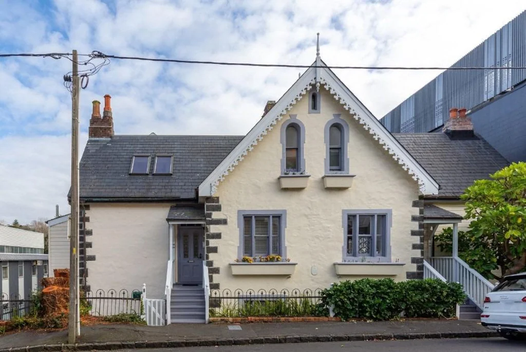 Historic Home - fully furnished