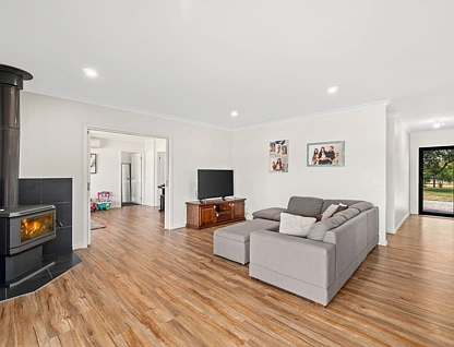 61 Nicholsons Road, Toongabbie, Traralagon , 5 غرف, 2 حمامات, House