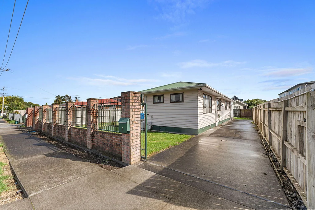 Takanini 3房  MUST SELL! Best Value Freehold 449sqm!