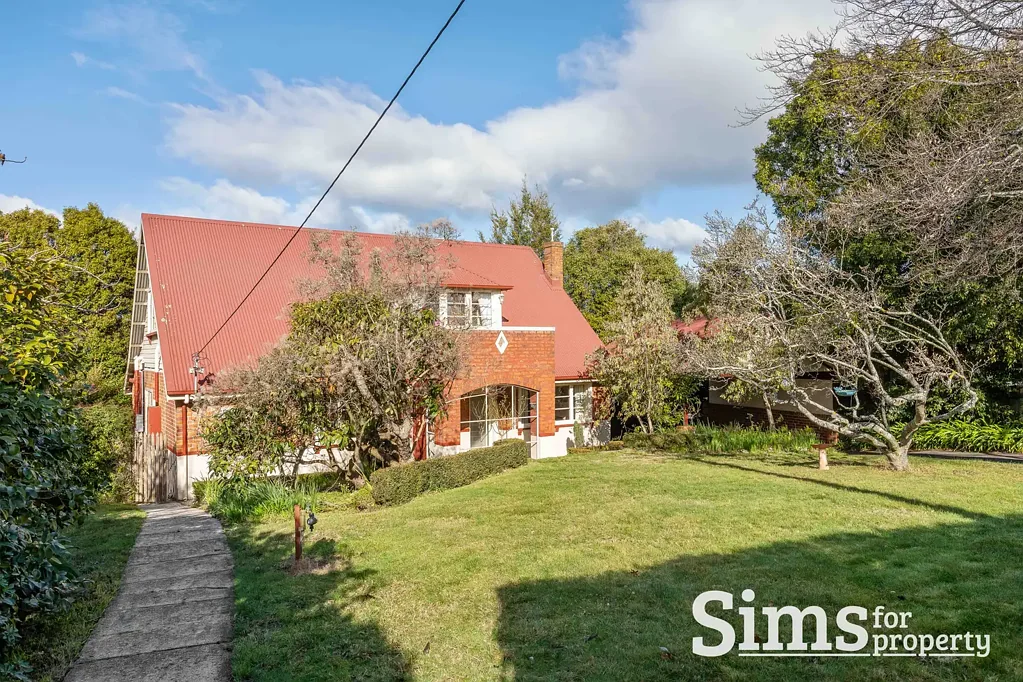 South Launceston 6房  An Iconic Residence with Grand Scale & Timeless Elegance