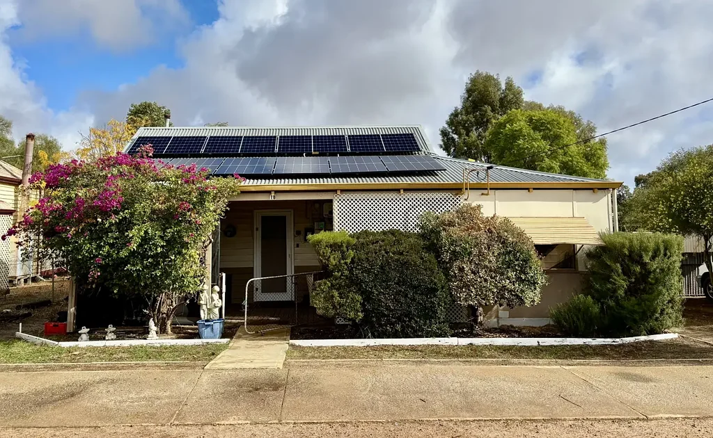 18 Cottrell St, Dowerin, WA 6461