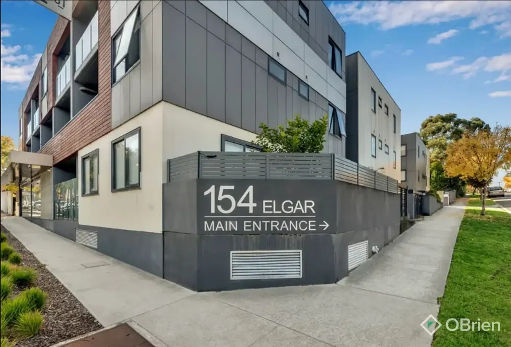 Modern 1 Bedroom Apartment featuring Lifestyle and Convenience!