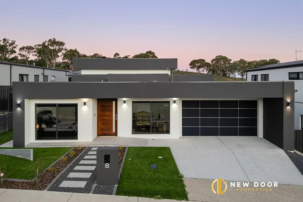 8 Sievers View, Taylor, ACT 2913