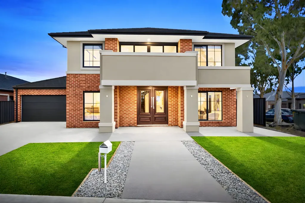 Pakenham 5બેડરૂમ SPACIOUS HOME - OPEN FOR OFFERS !!!