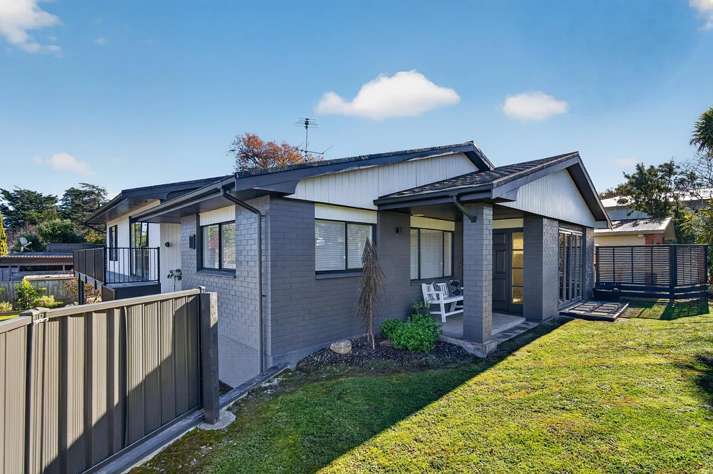 Lansdowne 3房  Easy Modern Living in Lansdowne
