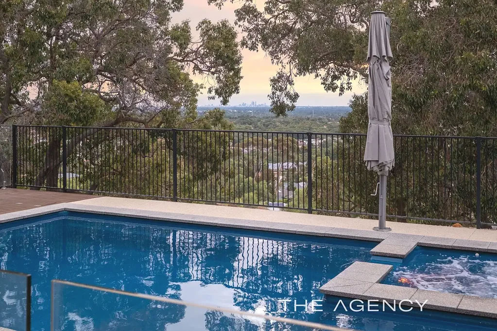 Jane Brook 4 Bedroom The Creme de la Creme of The Hills