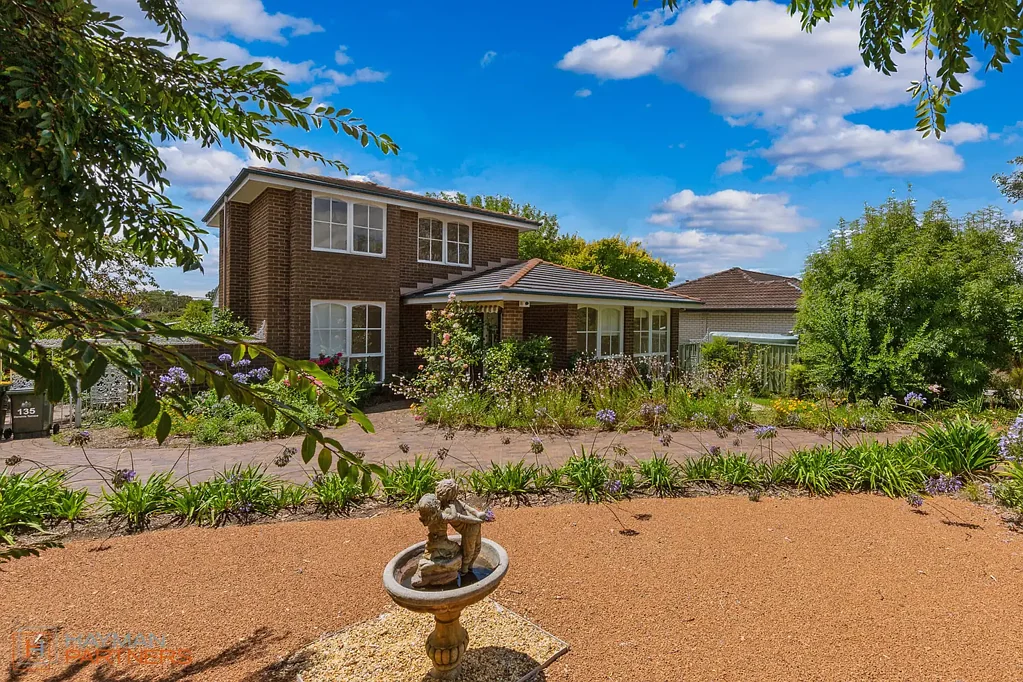 Four bedroom home with space, size and a beautiful garden perfect for green thumbs!
