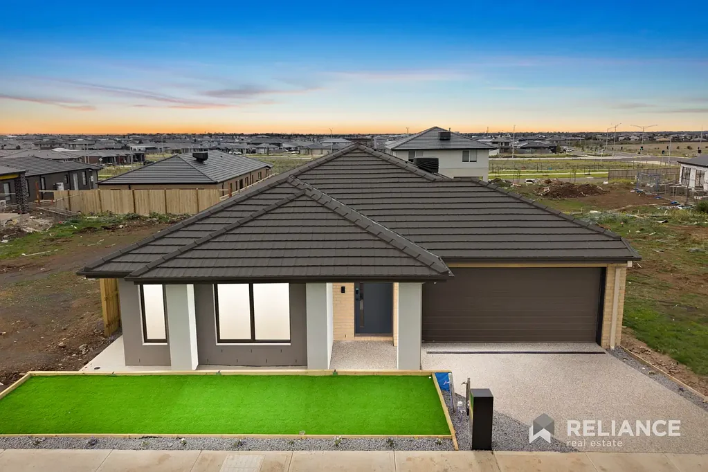 Mambourin 4ਬੈੱਡਰੂਮ Brand New Lifestyle Living with Multiple Living Spaces, Walk to Good News Lutheran College!