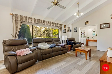 327 Warrowitue-Forest Road, Heathcote, VIC 3523, 3房, 2浴, House