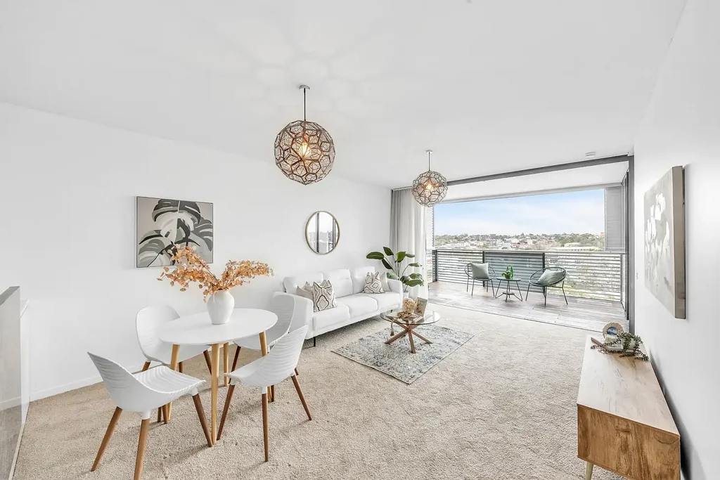 Camperdown 2ห้องนอน Spacious Dual Key Apartment in Award-Winning 'Trio' by Fender Katsalidis - Dual Income Potential