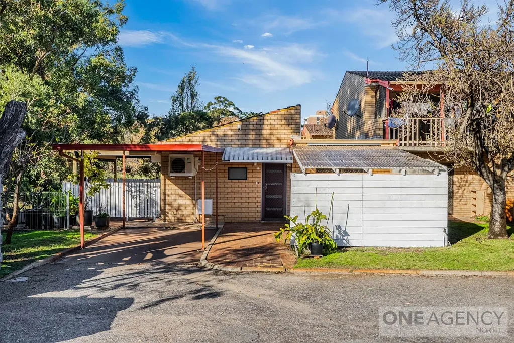 Glendalough 3房  Private Parkside Apartment with Flexible 3-4 Bedroom Potential!