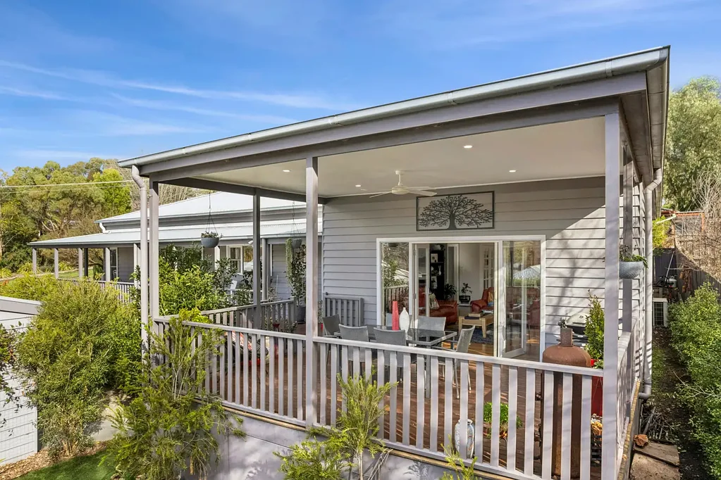 Clunes 4બેડરૂમ Bespoke Family Living Moments from the Centre