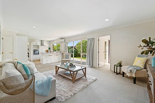 5 Frank Nobilo Drive, Golflands, Manukau City