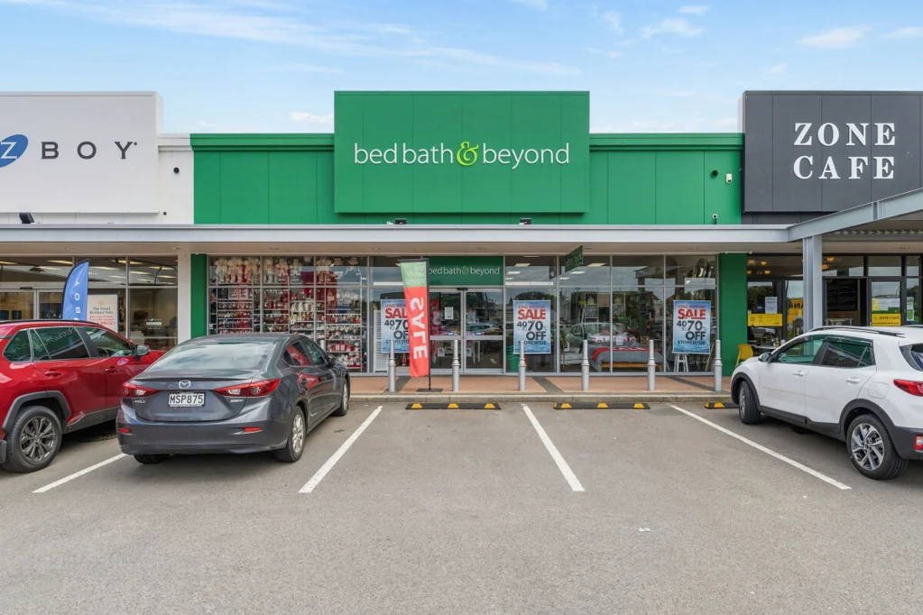 Mount Maunganui High-Profile Large-Format Retail in HomeZone Centre