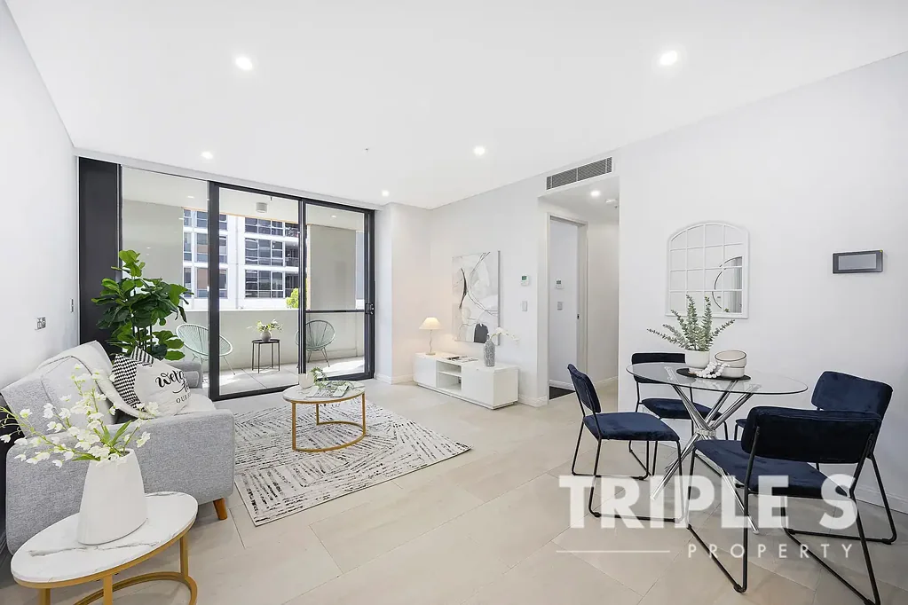 Eastgardens 2Zimmer Spacious North-Facing 2 Bed Residence in Prime Pagewood Green Location | 6.5% Rental Yield