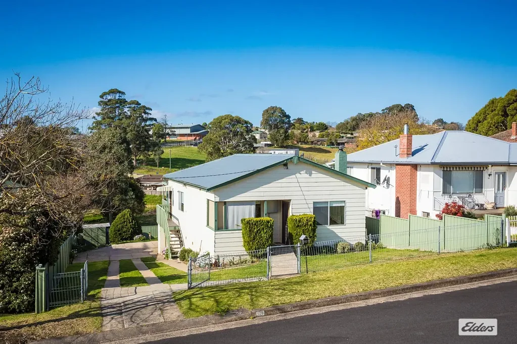 10 Watson Street, Bega, NSW 2550