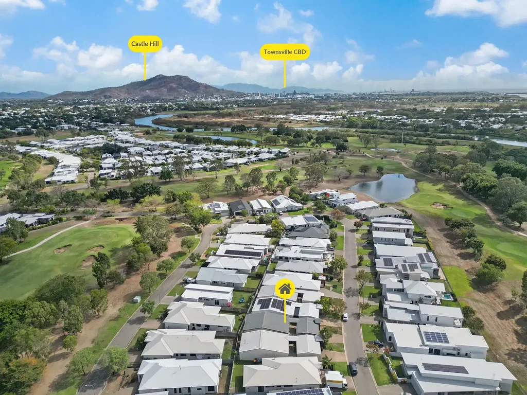 Rosslea 3Habitaciones Low Maintenance Golf Course Living