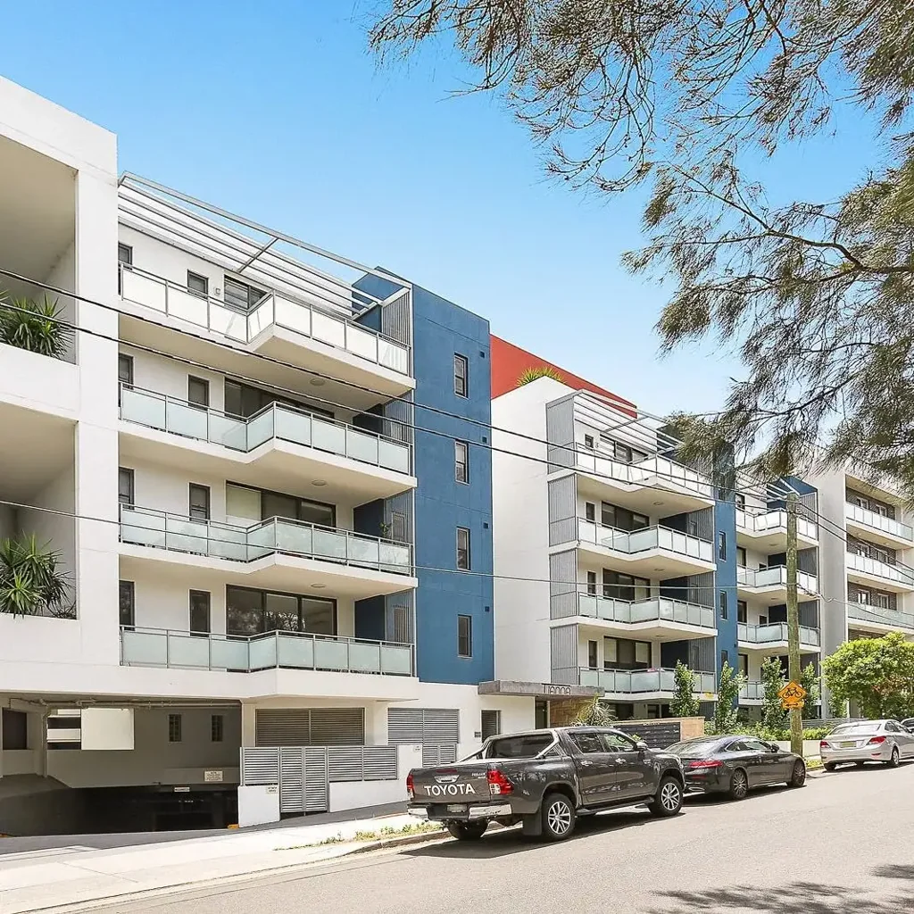 Ultra Modern 2 Bedroom Apartment