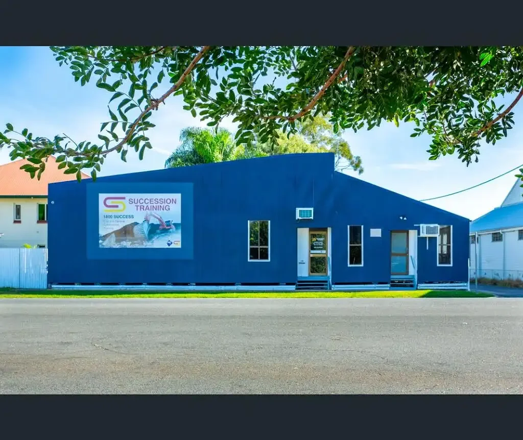 Rockhampton City 1Phòng ngủ Prime Commercial Opportunity - Invest or Occupy in the Heart of Rockhampton